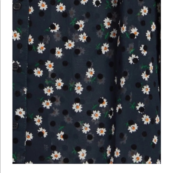 TopShop polka dot floral button up - Picture 4 of 6